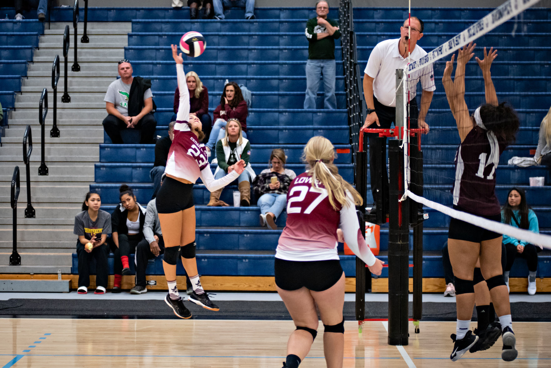 102019_spt_calvolleyball